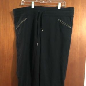 Athleta metro Capri XL, style no longer available